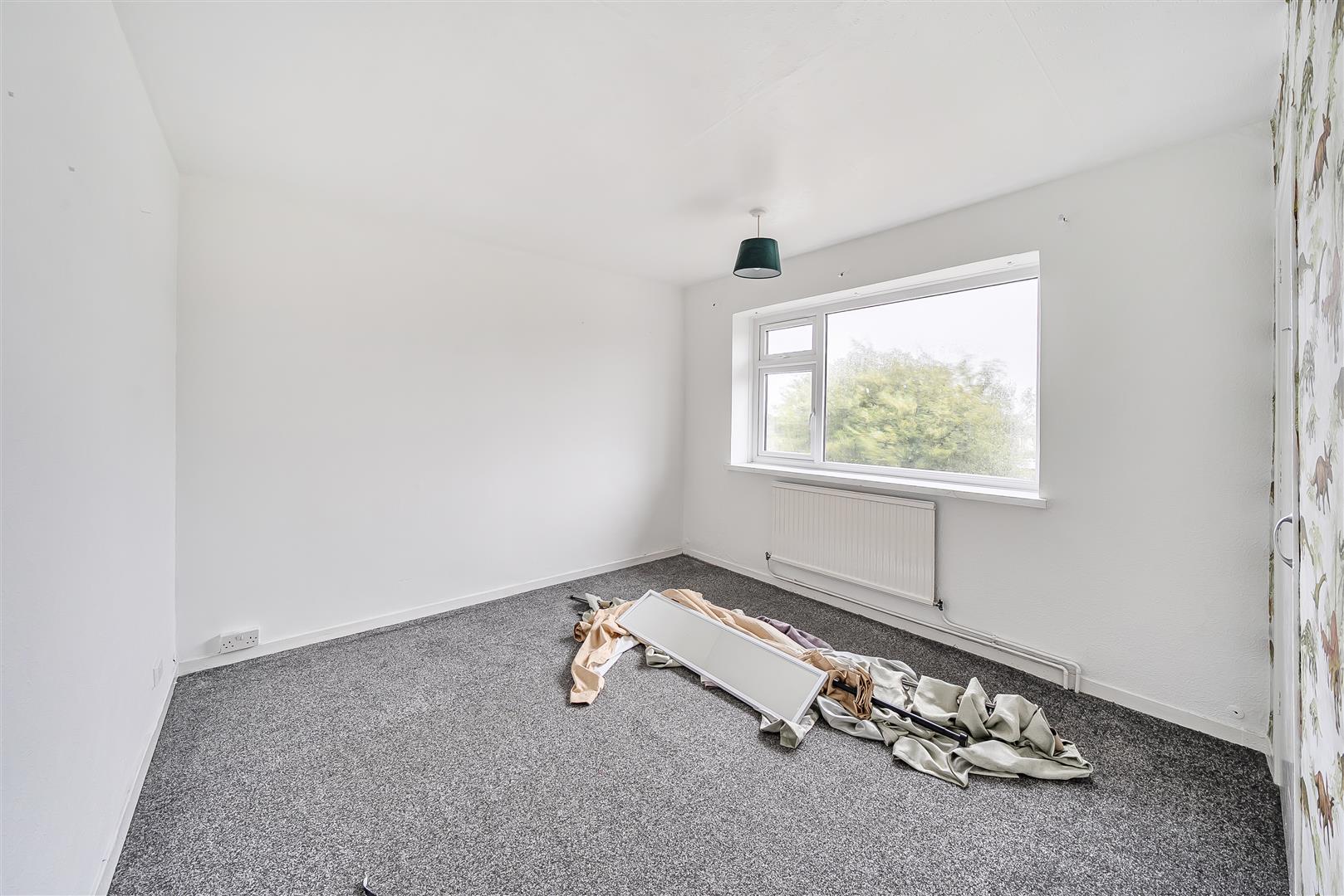 Upper Gendros Crescent, Gendros, Swansea, SA5 8DY